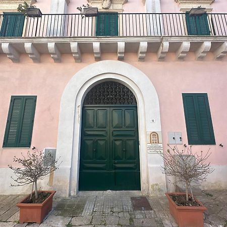Palazzo Costantini Bed & Breakfast San Donato di Lecce Eksteriør bilde