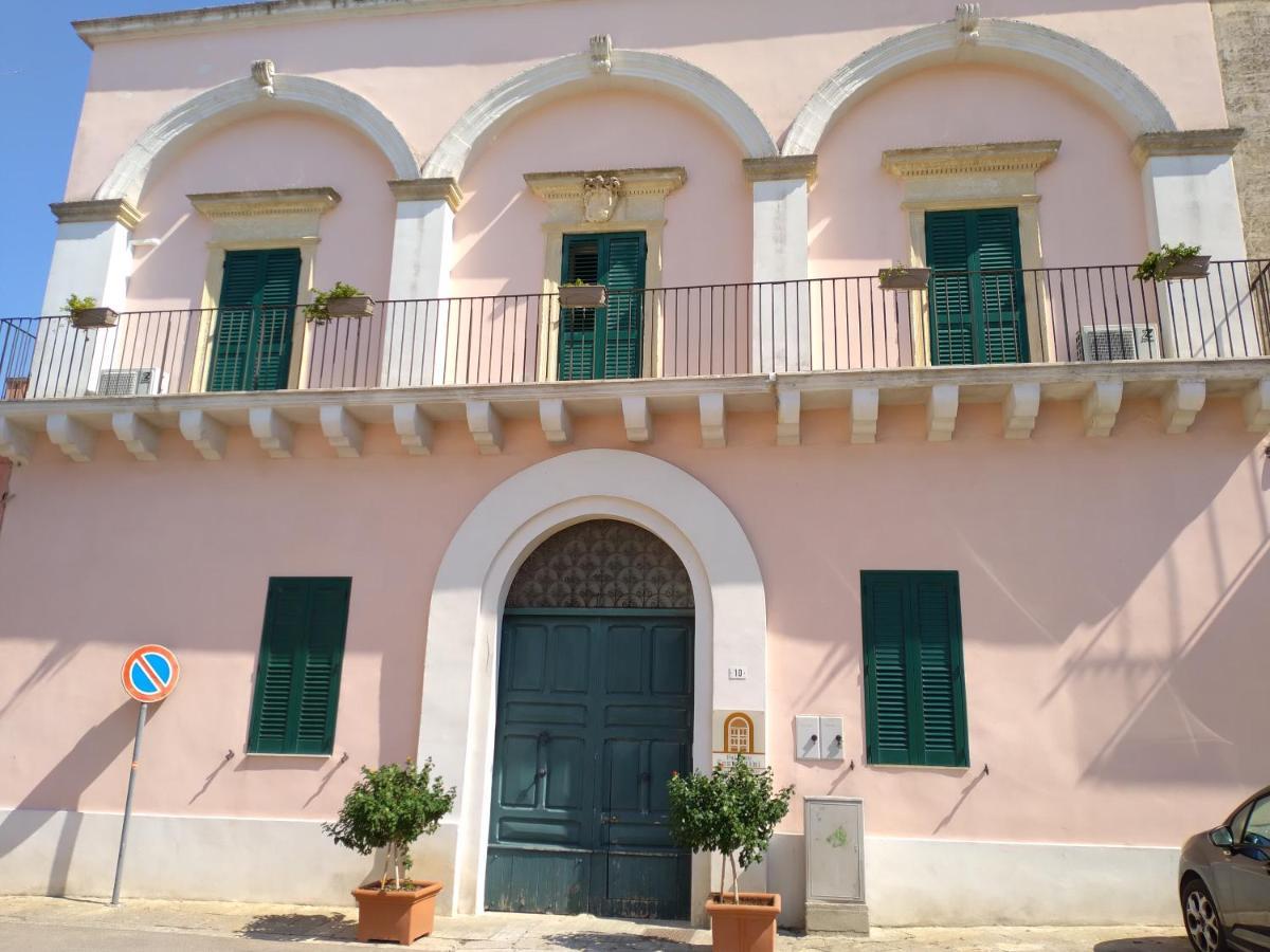 Palazzo Costantini Bed & Breakfast San Donato di Lecce Eksteriør bilde