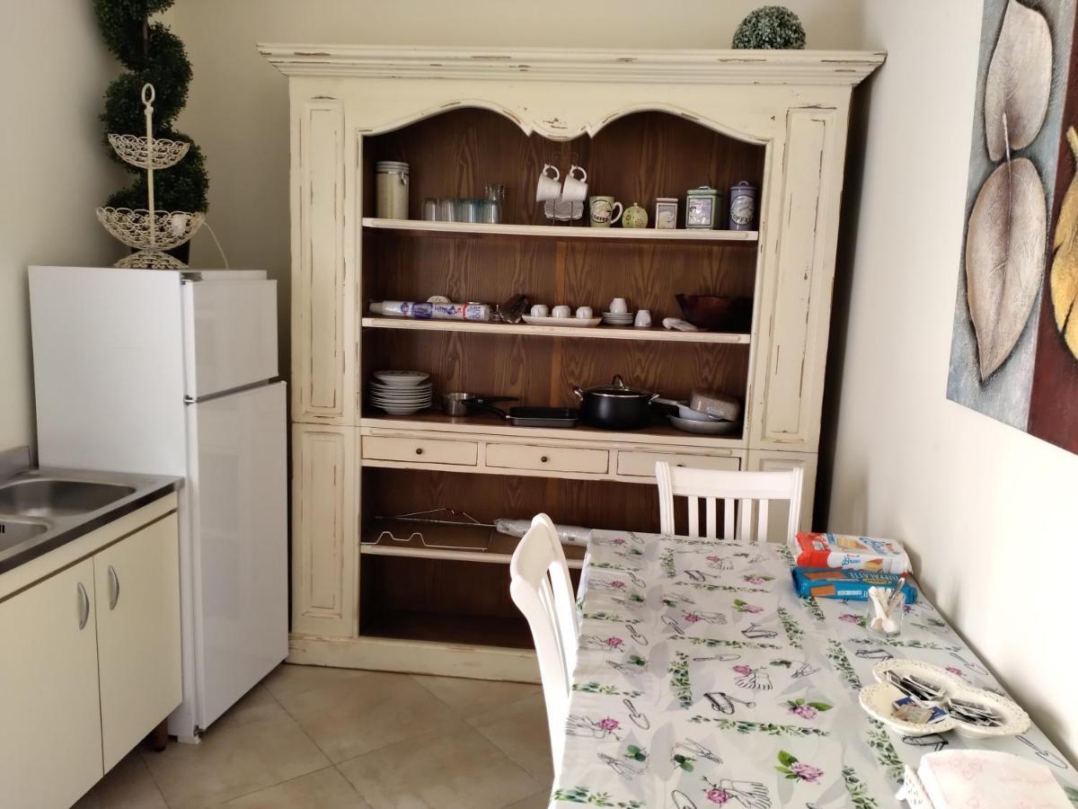 Palazzo Costantini Bed & Breakfast San Donato di Lecce Eksteriør bilde
