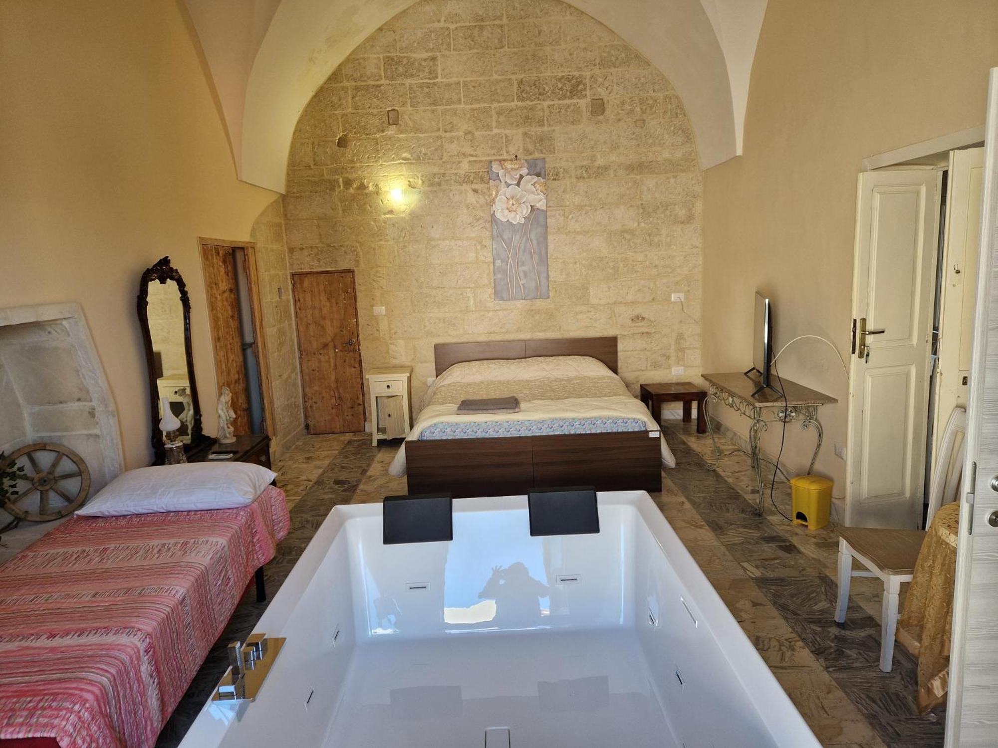 Palazzo Costantini Bed & Breakfast San Donato di Lecce Eksteriør bilde