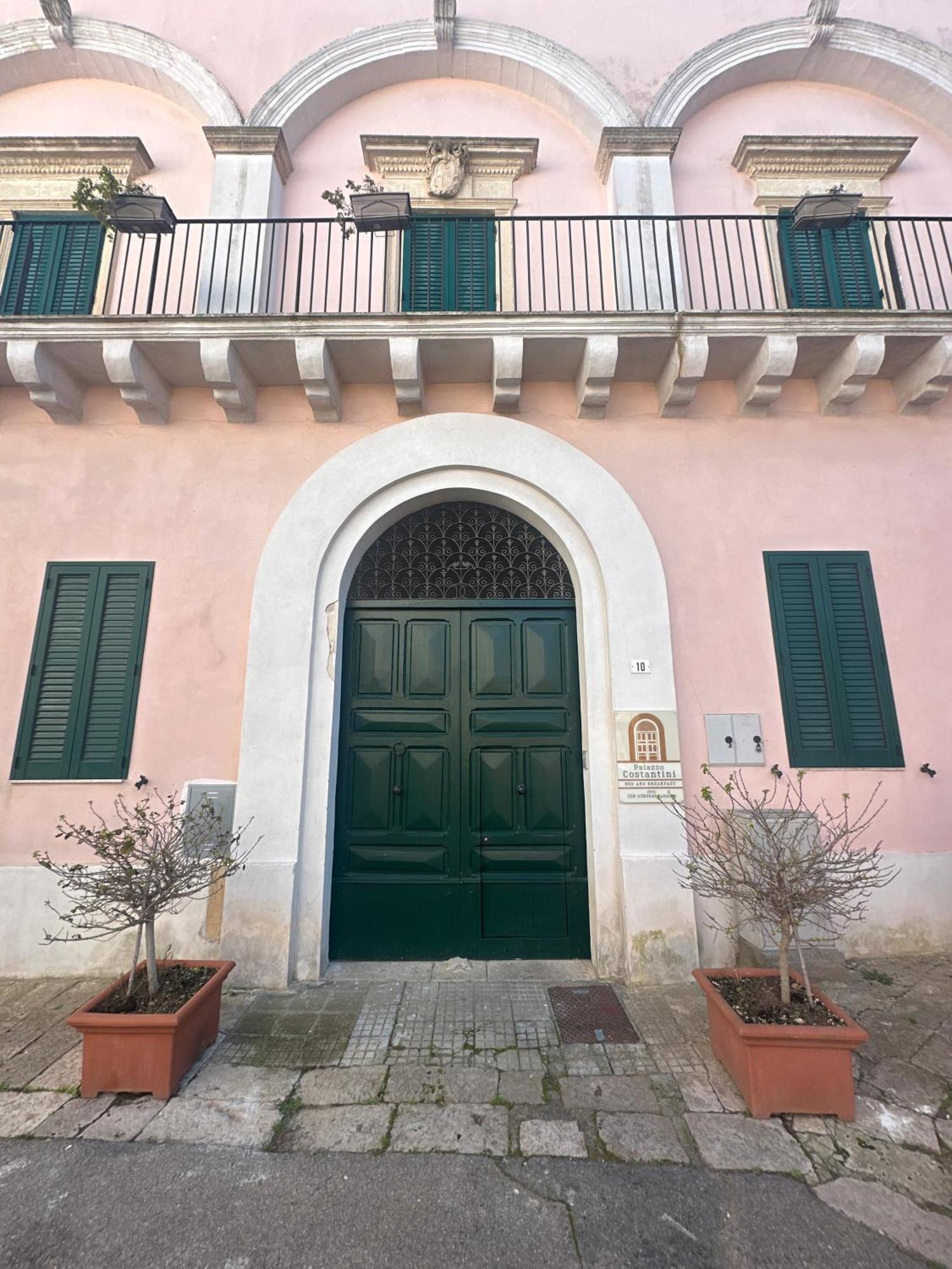 Palazzo Costantini Bed & Breakfast San Donato di Lecce Eksteriør bilde